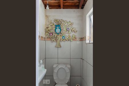 Casa à venda com 165m², 3 quartos e 2 vagasBanheiro de Serviço