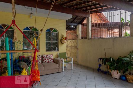Casa à venda com 165m², 3 quartos e 2 vagasGaragem