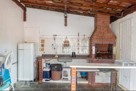 Casa à venda com 165m², 3 quartos e 2 vagasChurrasqueira