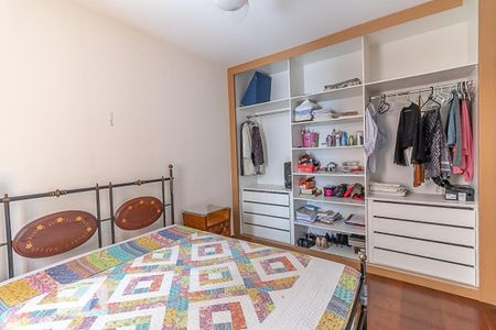 Apartamento à venda com 137m², 3 quartos e 2 vagas Apartamento à venda com 137m², 3 quartos e 2 vagasQuarto