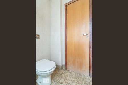 Banheiro de apartamento à venda com 3 quartos, 137m² em Sagrada Família, Belo Horizonte