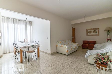 Sala de apartamento para alugar com 3 quartos, 137m² em Sagrada Família, Belo Horizonte
