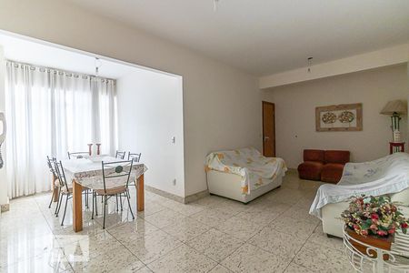 Sala de apartamento à venda com 3 quartos, 137m² em Sagrada Família, Belo Horizonte