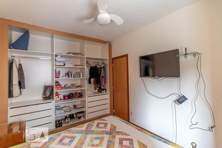 Apartamento à venda com 137m², 3 quartos e 2 vagas Apartamento à venda com 137m², 3 quartos e 2 vagasQuarto