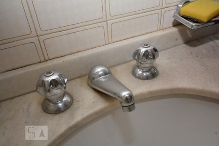 Casa para alugar com 120m², 2 quartos e 1 vagaBanheiro Social - Torneira