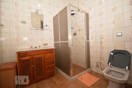 Banheiro Social de casa para alugar com 2 quartos, 120m² em Madureira, Rio de Janeiro