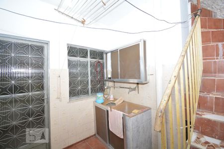 Casa para alugar com 120m², 2 quartos e 1 vagaÁrea de Serviço