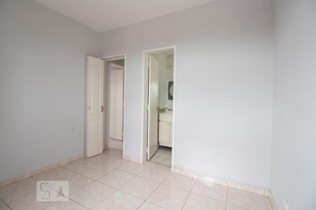 Apartamento para alugar com 70m², 3 quartos e 1 vagaSuite 