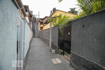 Área Comum Frente de casa para alugar com 2 quartos, 65m² em Piedade, Rio de Janeiro
