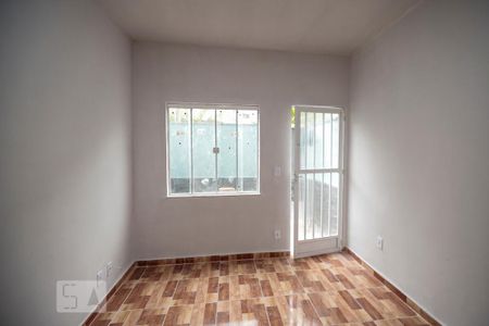 Sala de casa para alugar com 2 quartos, 65m² em Piedade, Rio de Janeiro