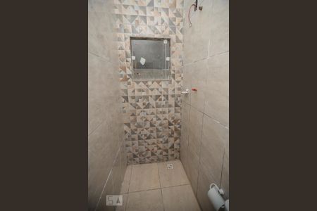 Banheiro de casa para alugar com 2 quartos, 65m² em Piedade, Rio de Janeiro