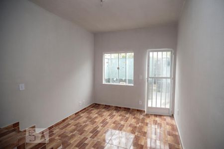 Sala de casa para alugar com 2 quartos, 65m² em Piedade, Rio de Janeiro