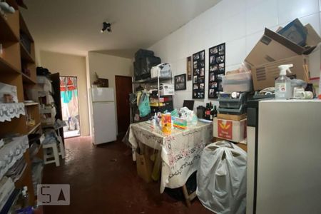 Casa à venda com 180m², 4 quartos e 3 vagas Casa à venda com 180m², 4 quartos e 3 vagasQuarto de Serviço