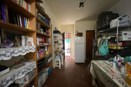 Casa à venda com 180m², 4 quartos e 3 vagas Casa à venda com 180m², 4 quartos e 3 vagasQuarto de Serviço