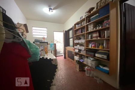 Casa à venda com 180m², 4 quartos e 3 vagas Casa à venda com 180m², 4 quartos e 3 vagasQuarto de Serviço