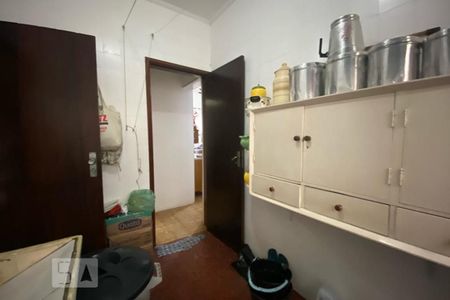 Casa à venda com 180m², 4 quartos e 3 vagas Casa à venda com 180m², 4 quartos e 3 vagasÁrea de Serviço