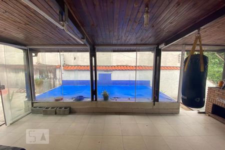 Vista da Sala de casa para alugar com 2 quartos, 100m² em Jardim Taboao, São Paulo