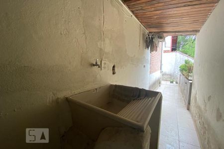 Casa para alugar com 100m², 2 quartos e 1 vagaÁrea de Serviço