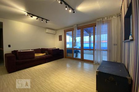 Sala de casa para alugar com 2 quartos, 100m² em Jardim Taboao, São Paulo