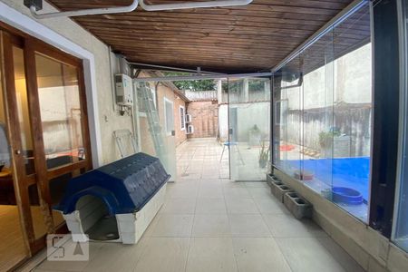 Varanda de casa para alugar com 2 quartos, 100m² em Jardim Taboao, São Paulo