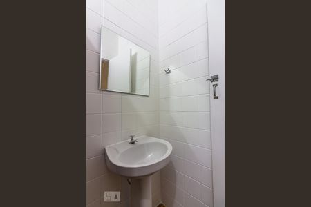 Casa para alugar com 80m², 2 quartos e sem vagaBanheiro