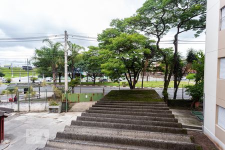 Vista de apartamento à venda com 2 quartos, 66m² em Piratininga, Osasco