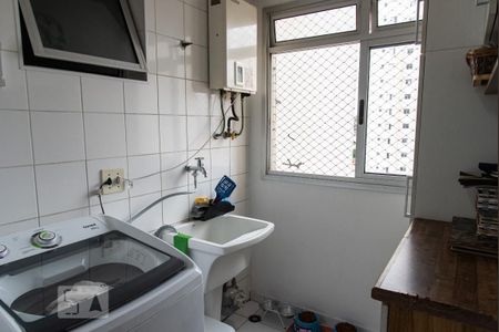 Apartamento à venda com 74m², 3 quartos e 1 vagaÁrea de serviço