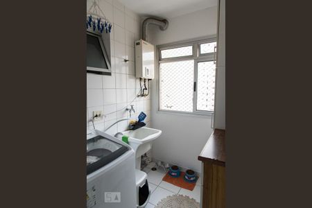 Apartamento à venda com 74m², 3 quartos e 1 vagaÁrea de serviço