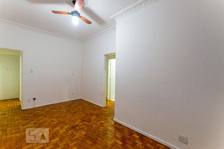 Sala de apartamento para alugar com 2 quartos, 60m² em Icaraí, Niterói