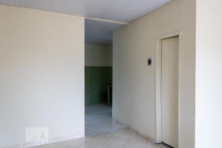 Casa para alugar com 50m², 2 quartos e sem vaga Casa para alugar com 50m², 2 quartos e sem vagaSala