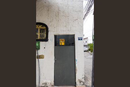 Fachada de casa para alugar com 2 quartos, 50m² em Campo Grande, Rio de Janeiro