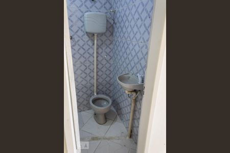 Casa para alugar com 50m², 2 quartos e sem vaga Casa para alugar com 50m², 2 quartos e sem vagaBanheiro