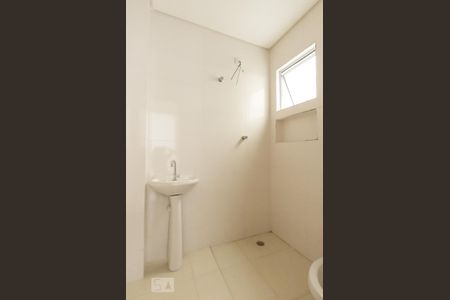 Banheiro de apartamento à venda com 2 quartos, 42m² em Itaquera, São Paulo