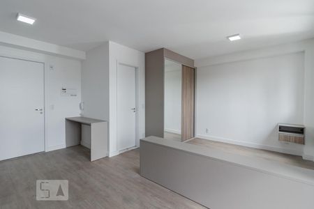 Sala/Quarto/Cozinha de kitnet/studio para alugar com 1 quarto, 33m² em Mirandópolis, São Paulo