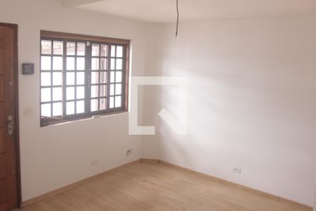 Sala de casa à venda com 2 quartos, 100m² em Vila Pirajussara, São Paulo