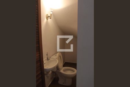 Casa à venda com 100m², 2 quartos e 1 vagaLavabo