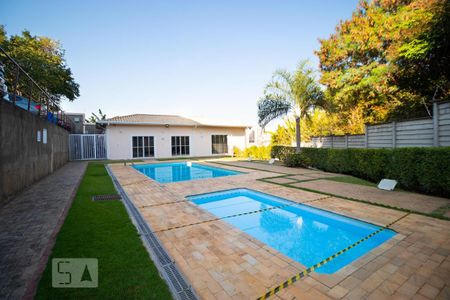 Apartamento à venda com 50m², 2 quartos e 1 vaga Apartamento à venda com 50m², 2 quartos e 1 vagaÁrea comum - Piscina