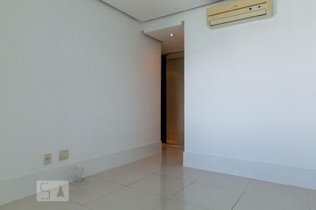 Apartamento para alugar com 117m², 2 quartos e 2 vagasSuíte 1