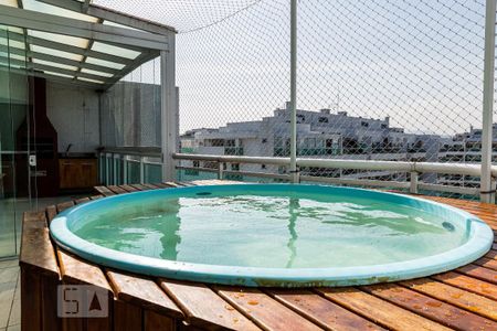 Apartamento para alugar com 117m², 2 quartos e 2 vagasPiscina
