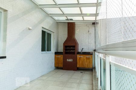 Apartamento para alugar com 117m², 2 quartos e 2 vagasVaranda da Sala