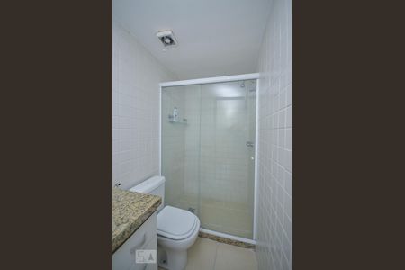 Apartamento à venda com 100m², 3 quartos e 2 vagasBanheiro da Suíte