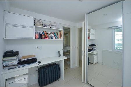 Apartamento à venda com 100m², 3 quartos e 2 vagasQuarto 2
