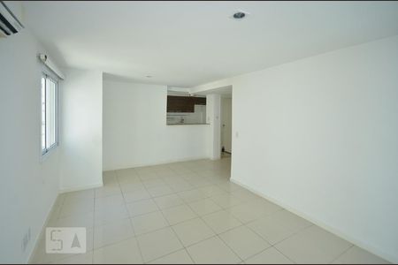 Apartamento à venda com 100m², 3 quartos e 2 vagasSala