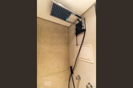 Studio para alugar com 32m², 1 quarto e 1 vaga Studio para alugar com 32m², 1 quarto e 1 vagaBanheiro