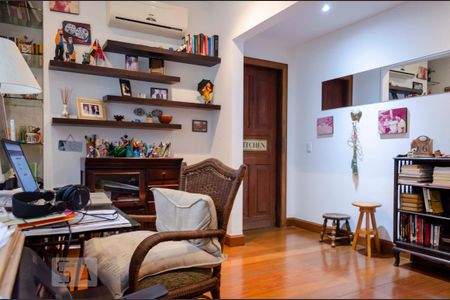 Escritório de apartamento à venda com 3 quartos, 275m² em Humaitá, Rio de Janeiro