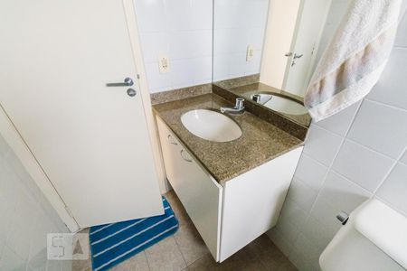 Banheiro de apartamento para alugar com 1 quarto, 50m² em Campos Elíseos, São Paulo