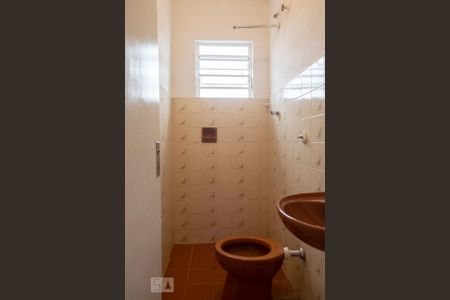 banheiro de apartamento para alugar com 1 quarto, 40m² em Chora Menino, São Paulo