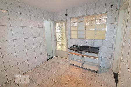 Cozinha de casa para alugar com 1 quarto, 45m² em Vila Bela Vista (zona Norte), São Paulo
