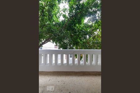 Apartamento para alugar com 104m², 2 quartos e sem vaga Apartamento para alugar com 104m², 2 quartos e sem vagaVaranda