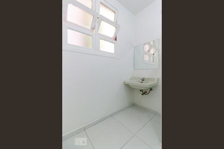 Apartamento para alugar com 104m², 2 quartos e sem vaga Apartamento para alugar com 104m², 2 quartos e sem vagaBanheiro